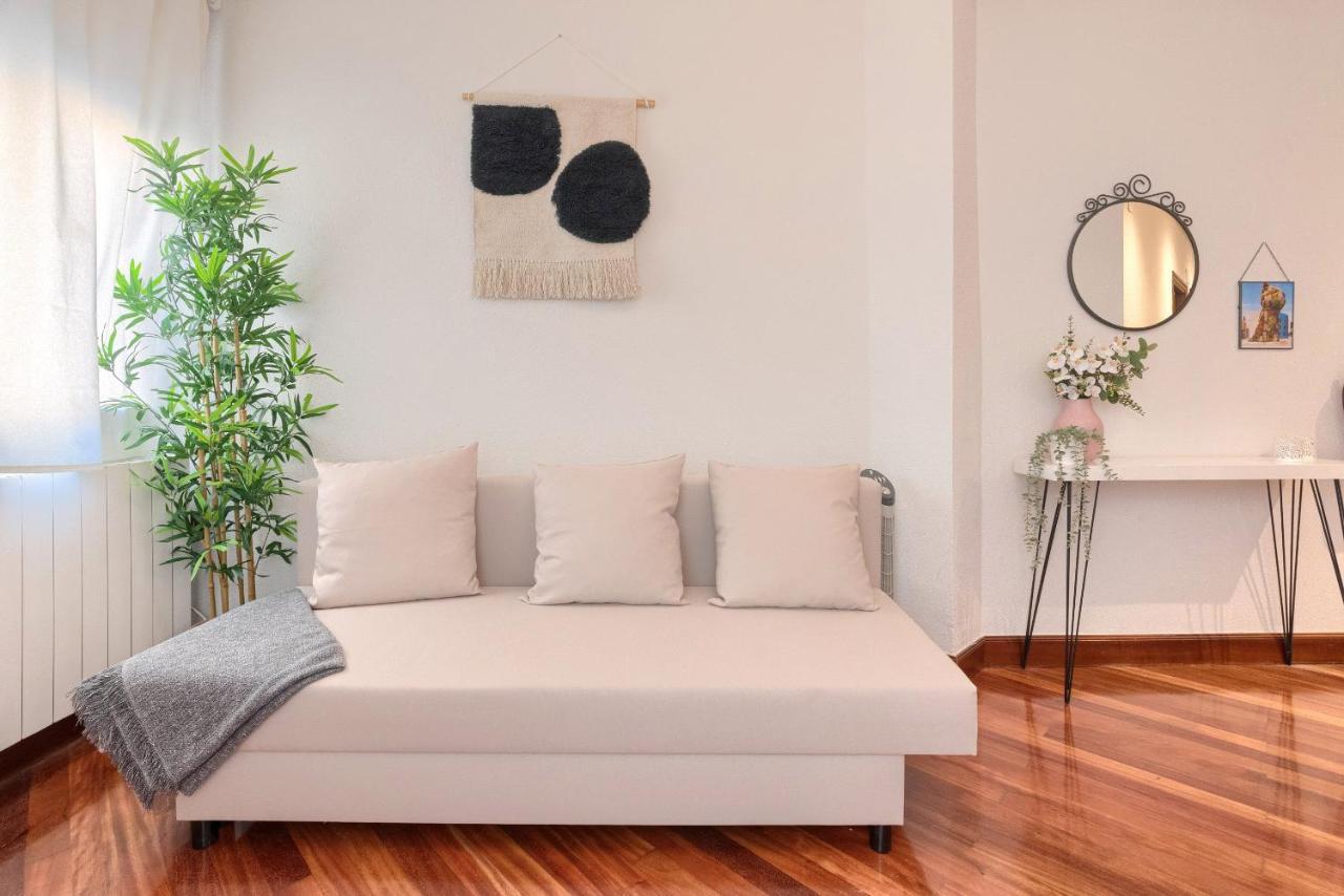 Vivienda Turistica Junto Al Ayuntamiento Lägenhet Bilbao Exteriör bild